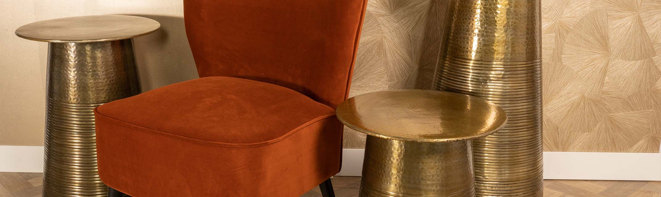 Plant tables Plant tables